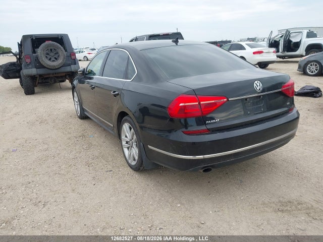 Продаж на аукціоні авто 2016 Volkswagen Passat 1.8 Tsi Highline, vin: 1VWCS7A37GC003668, номер лоту: 12682527