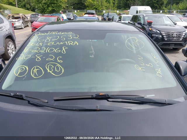 Hyundai ELANTRA SE 2018 5NPD74LF7JH221068 Image 18