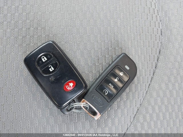 12682540 :رقم المزاد ، 2T3DK4DV4AW023352 vin ، 2010 Toyota Rav4 Limited V6 مزاد بيع