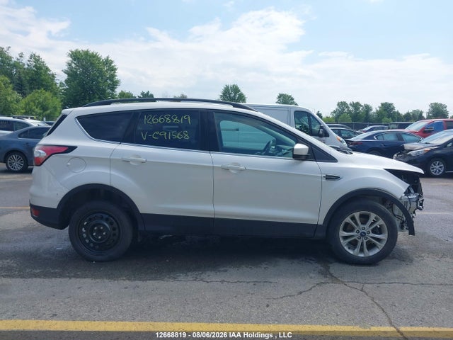 Ford ESCAPE SE 2018 1FMCU0GD4JUC91568 Image 14
