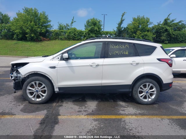 Ford ESCAPE SE 2018 1FMCU0GD4JUC91568 Image 15