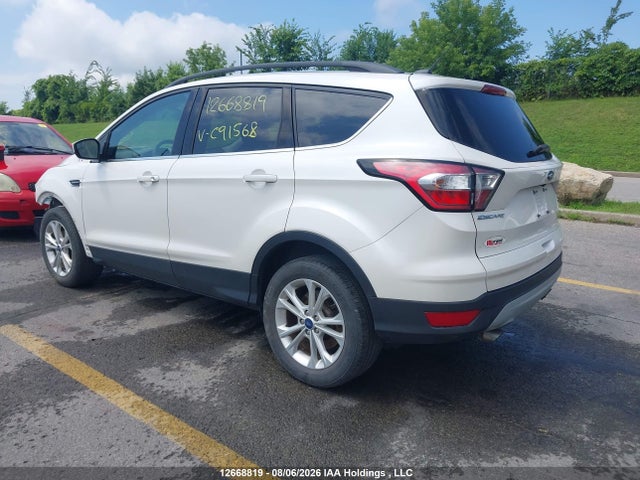 Ford ESCAPE SE 2018 1FMCU0GD4JUC91568 Image 3