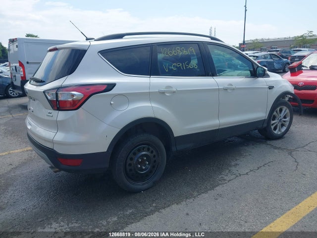 Ford ESCAPE SE 2018 1FMCU0GD4JUC91568 Image 4