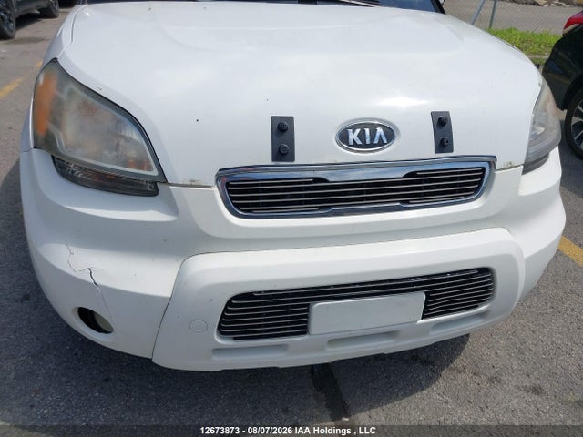 2010 Kia Soul 2.0l 2u/2.0l 4u/2.0l 4u Burner/2.0l 4u Retro/2.0l 4u Sx მანქანა იყიდება აუქციონზე, vin: KNDJT2A22A7031282, აუქციონის ნომერი: 12673873