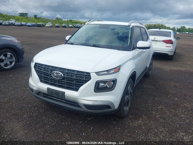 Продажа на аукционе авто 2021 Hyundai Venue Trend, vin: KMHRC8A35MU086972, номер лота: 12682595