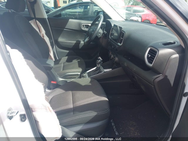 Продажа на аукционе авто 2021 Hyundai Venue Trend, vin: KMHRC8A35MU086972, номер лота: 12682595