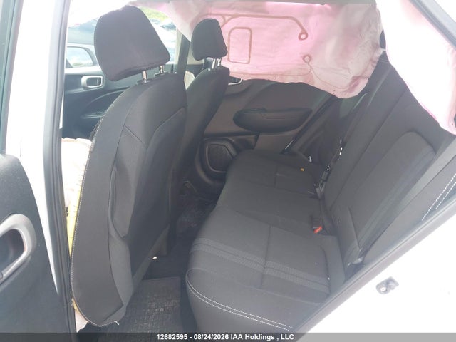 Продажа на аукционе авто 2021 Hyundai Venue Trend, vin: KMHRC8A35MU086972, номер лота: 12682595