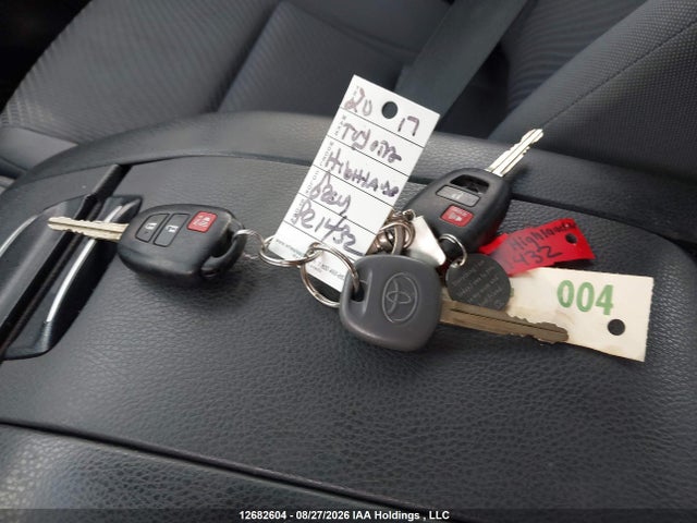 Продаж на аукціоні авто 2017 Toyota Highlander Le/le Plus, vin: 5TDZZRFH9HS211432, номер лоту: 12682604