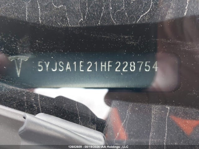 12682609 :رقم المزاد ، 5YJSA1E21HF228754 vin ، 2017 Tesla Model S 100d/60d/75d/90d/p100d مزاد بيع