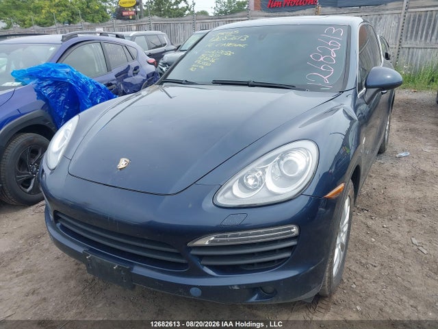 Porsche Cayenne 2014 WP1AF2A24ELA37085 Image 2