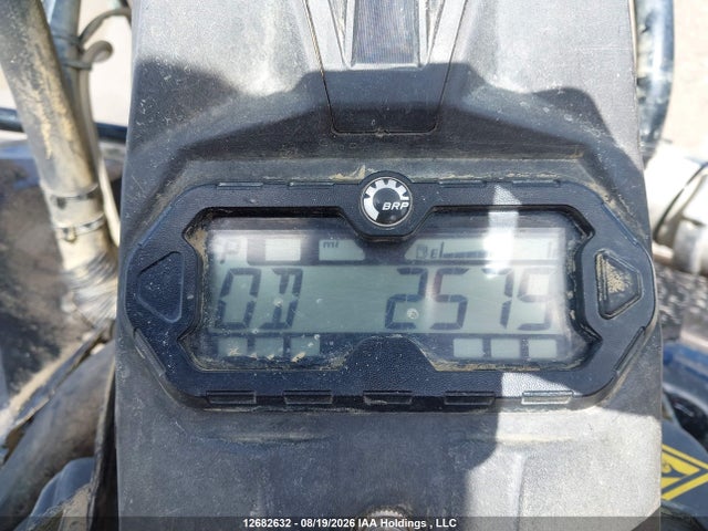12682632 :رقم المزاد ، 3JBMWAX47JJ000210 vin ، 2018 Can-am Renegade X Mr 1000r مزاد بيع
