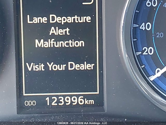 Toyota Corolla 2017 2T1BURHE7HC823835 Image 16