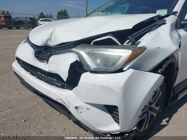 Toyota RAV4 LE 2017 2T3BFREV1HW631623 Image 6