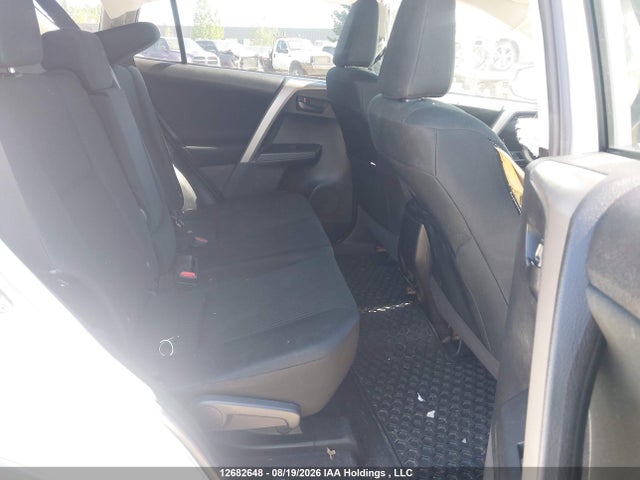 Toyota RAV4 LE 2017 2T3BFREV1HW631623 Image 8
