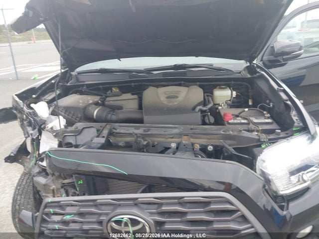 5TFCZ5AN8MX279477 Toyota Tacoma Nightshade