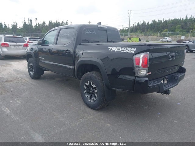 5TFCZ5AN8MX279477 Toyota Tacoma Nightshade
