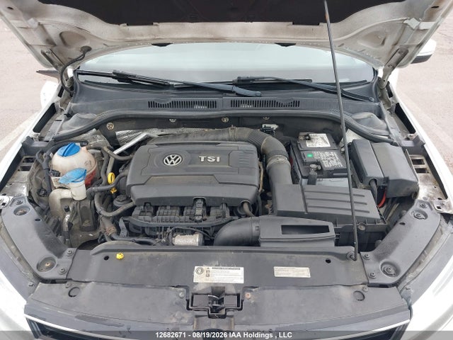 3VWB07AJ6FM425881 Volkswagen Jetta 1.8 Tsi Comfortline/1.8 Tsi Trendline+