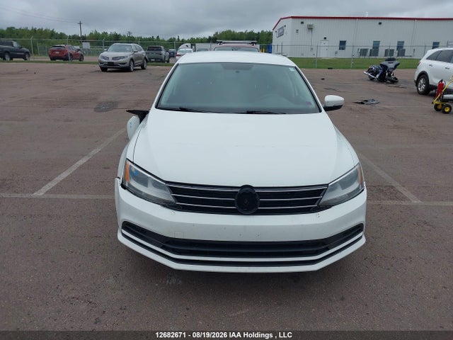 3VWB07AJ6FM425881 Volkswagen Jetta 1.8 Tsi Comfortline/1.8 Tsi Trendline+