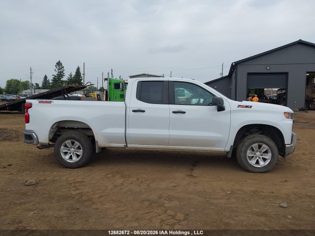 Chevrolet Silverado 1500 2021 1GCRYAEK7MZ324273 Image 13