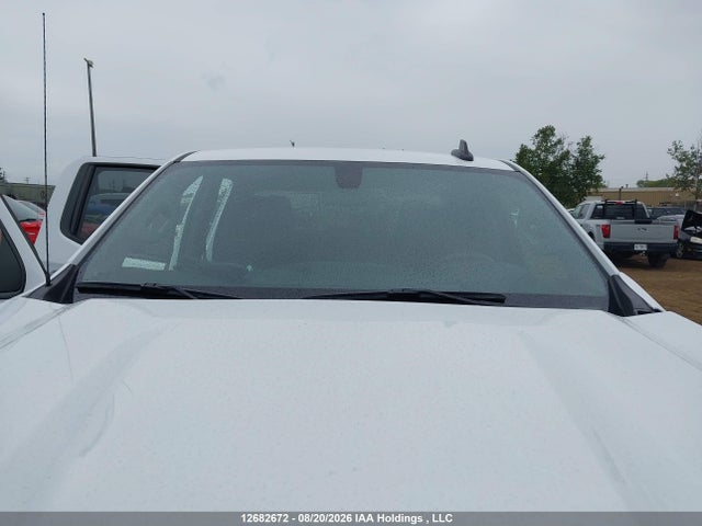 Chevrolet Silverado 1500 2021 1GCRYAEK7MZ324273 Image 17
