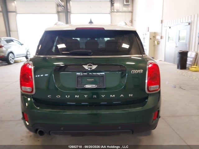 Mini Cooper Countryman All4 2017 WMZYV5C37H3E02103 Image 17
