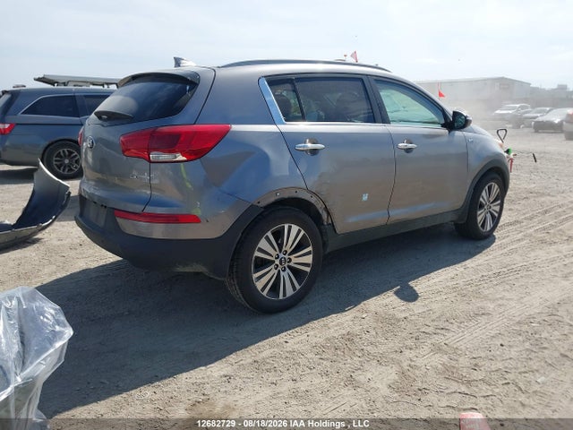 12682729 :رقم المزاد ، KNDPCCAC8F7688281 vin ، 2015 Kia Sportage Ex مزاد بيع