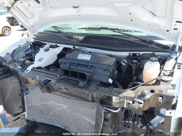 Chevrolet Express G2500 2026 1GCWGAFP7T1244405 Image 10