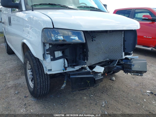 Chevrolet Express G2500 2026 1GCWGAFP7T1244405 Image 20