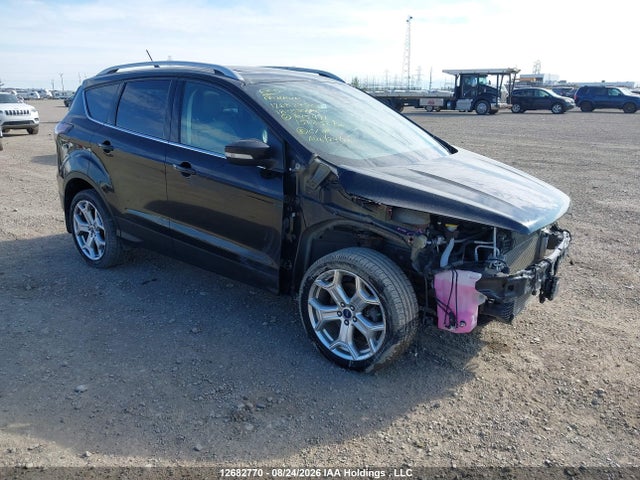 12682770 :رقم المزاد ، 1FMCU9J98JUA45471 vin ، 2018 Ford Escape Titanium مزاد بيع