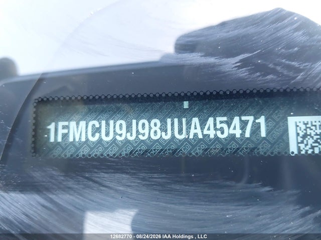 12682770 :رقم المزاد ، 1FMCU9J98JUA45471 vin ، 2018 Ford Escape Titanium مزاد بيع