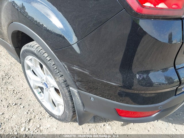 12682770 :رقم المزاد ، 1FMCU9J98JUA45471 vin ، 2018 Ford Escape Titanium مزاد بيع