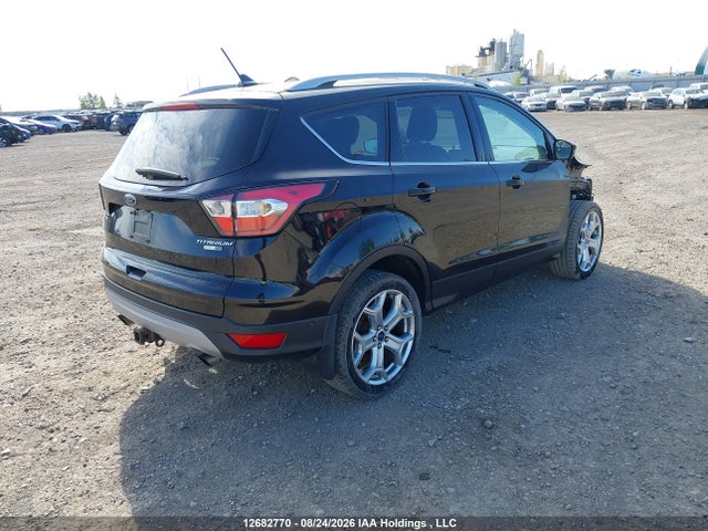 12682770 :رقم المزاد ، 1FMCU9J98JUA45471 vin ، 2018 Ford Escape Titanium مزاد بيع