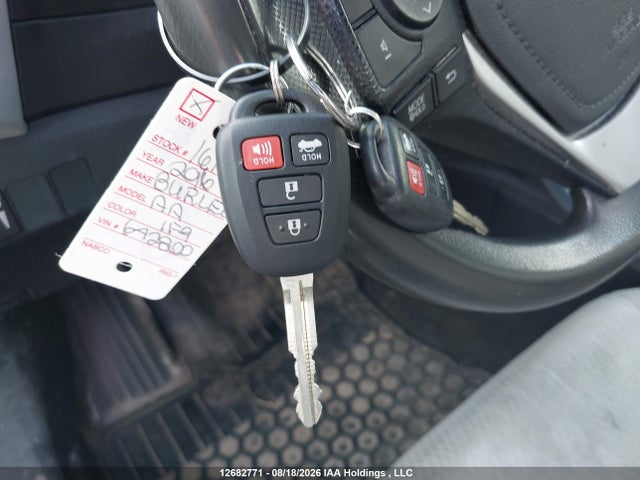 2T1BURHE5GC642800 Toyota COROLLA LE