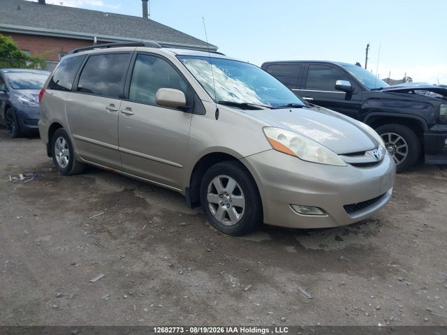 2006 Toyota Sienna Ce 7 Passenger/ce 8 Passenger/le 7 Passenger/le 8 Passenger მანქანა იყიდება აუქციონზე, vin: 5TDZA23C16S551663, აუქციონის ნომერი: 12682773