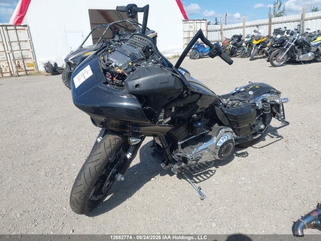 Harley-Davidson Fltrxs Road Glide Special 2016 5HD1KTMAXGB643156 Image 2