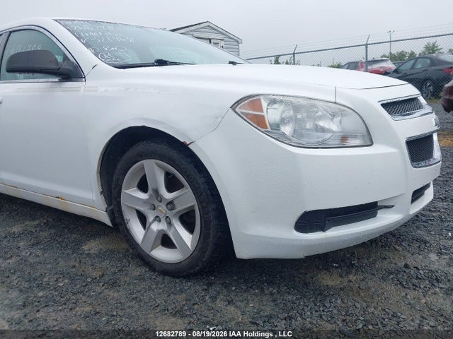 2011 Chevrolet Malibu მანქანა იყიდება აუქციონზე, vin: 1G1ZB5EU3BF321968, აუქციონის ნომერი: 12682789