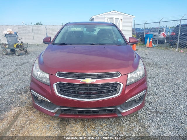 1G1PC5SB8F7286884 Chevrolet Cruze 1lt