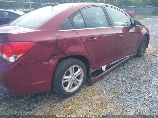 1G1PC5SB8F7286884 Chevrolet Cruze 1lt