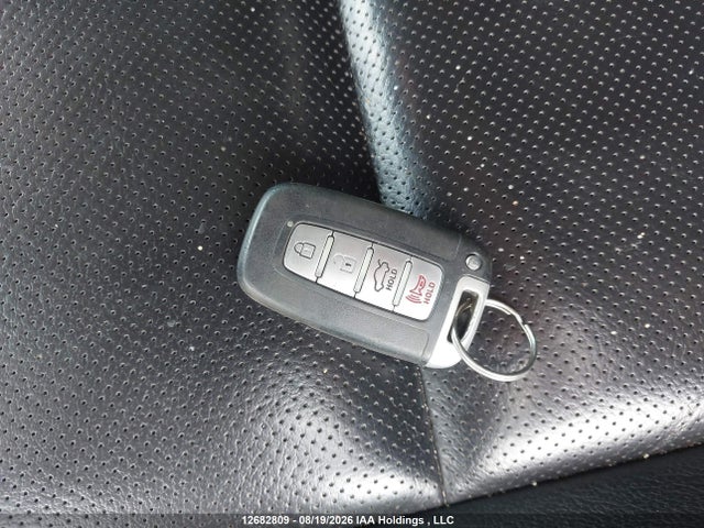 2011 Hyundai Genesis 3.8 მანქანა იყიდება აუქციონზე, vin: KMHHU6KH0BU060252, აუქციონის ნომერი: 12682809