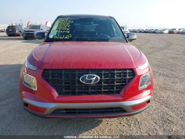 Продажа на аукционе авто 2022 Hyundai Venue Essential Auto Ivt With Two-tone Body Colour, vin: KMHRB8A3XNU140917, номер лота: 12665534