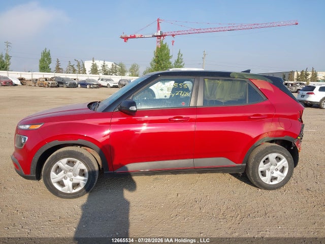 Продажа на аукционе авто 2022 Hyundai Venue Essential Auto Ivt With Two-tone Body Colour, vin: KMHRB8A3XNU140917, номер лота: 12665534