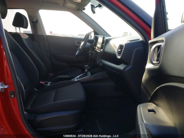 Продажа на аукционе авто 2022 Hyundai Venue Essential Auto Ivt With Two-tone Body Colour, vin: KMHRB8A3XNU140917, номер лота: 12665534