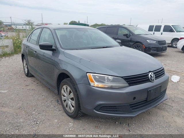 2013 Volkswagen Jetta 2.0l Trendline/2.0l Trendline+ მანქანა იყიდება აუქციონზე, vin: 3VW2K7AJXDM296793, აუქციონის ნომერი: 12659908