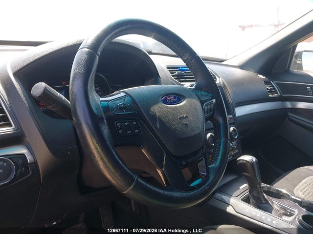 Ford EXPLORER XLT 2017 1FM5K7DH3HGA48907 Image 18