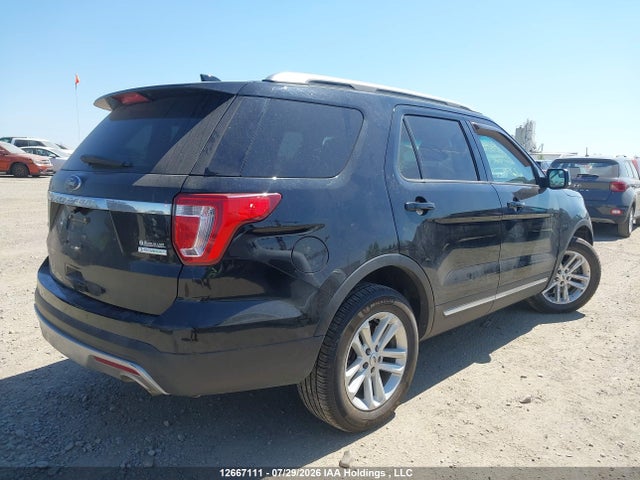 Ford EXPLORER XLT 2017 1FM5K7DH3HGA48907 Image 4
