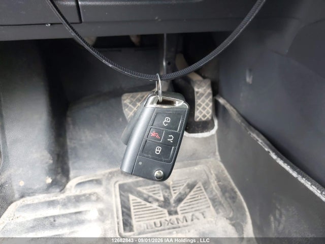 Auction sale of the 2018 Volkswagen E-golf Sel Premium, vin: WVWPR7AU4JW913471, lot number: 12682843