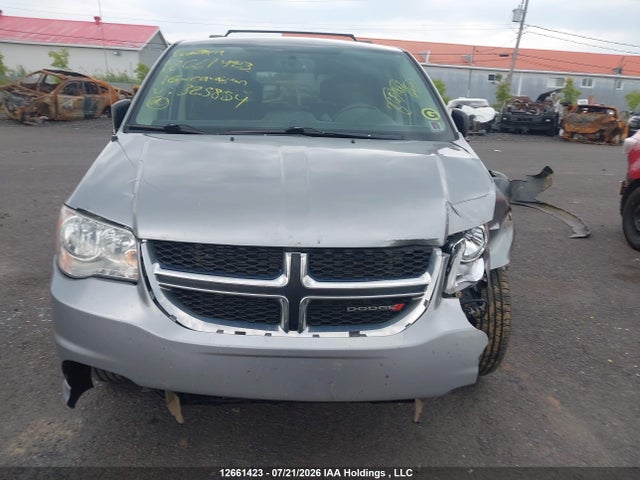 2016 Dodge Grand Caravan Se/sxt მანქანა იყიდება აუქციონზე, vin: 2C4RDGBG3GR325854, აუქციონის ნომერი: 12661423