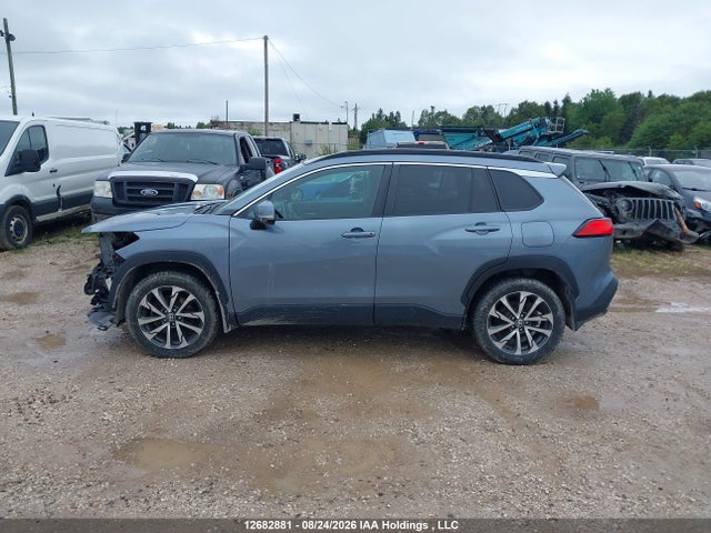 7MUDAABG3NV023989 Toyota Corolla Cross Xle
