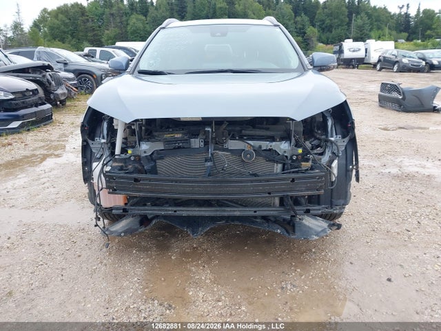 7MUDAABG3NV023989 Toyota Corolla Cross Xle