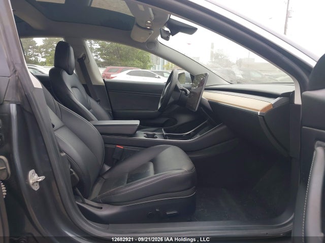 12682921 :رقم المزاد ، 5YJ3E1EA2KF396426 vin ، 2019 Tesla Model 3 Long Range/mid Range/standard Range/standard Range Plus مزاد بيع